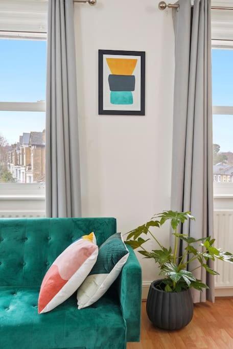 Cosy Apartment 5 Guests 3 Beds 1 Sofa Bed Lewisham لندن المظهر الخارجي الصورة
